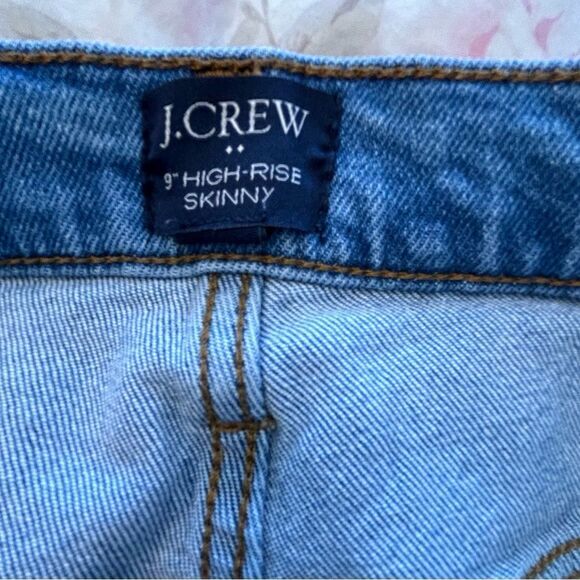 J Crew Women 's High Rise Button Fly Raw Hem Jeans Size 30 P GUE - Picture 2 of 9
